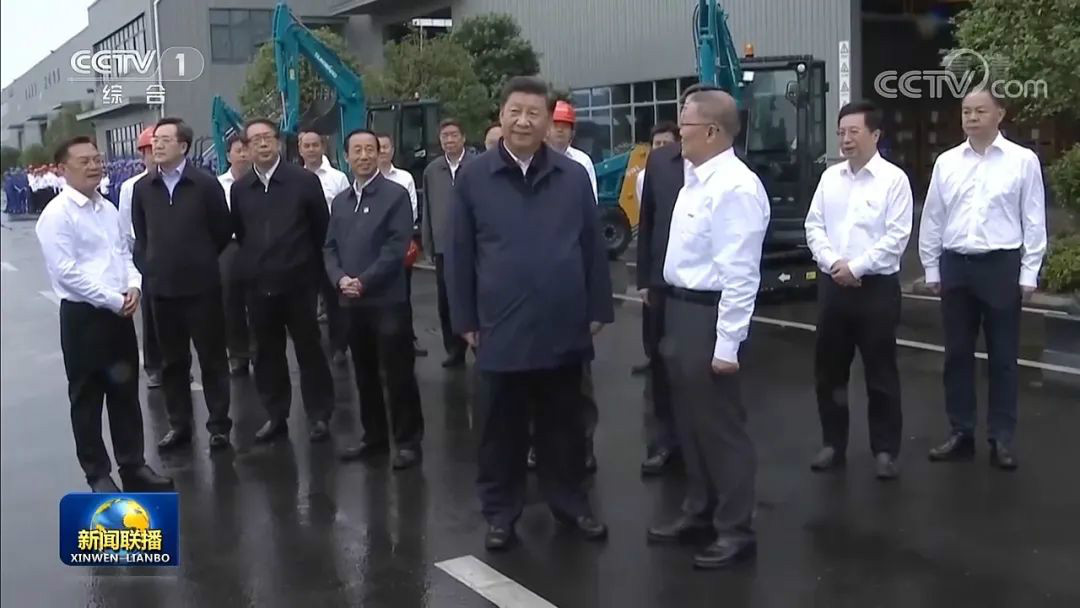 总书记“点赞”冰球突破创新，冰球突破智能集中收看《新闻联播》